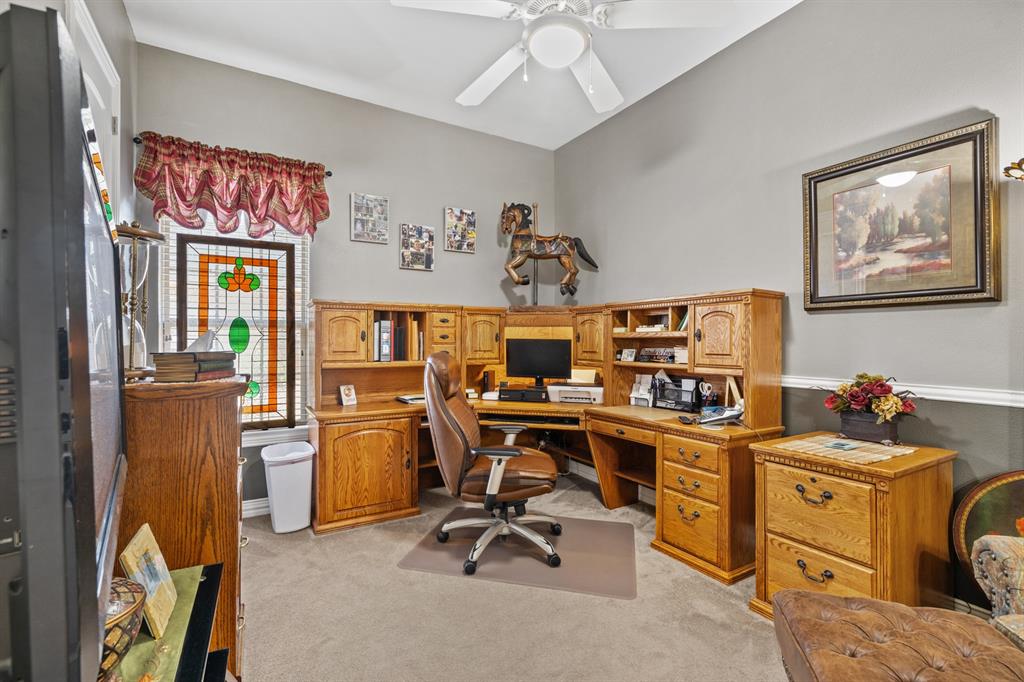 1023 Addison Avenue Property Photo 20