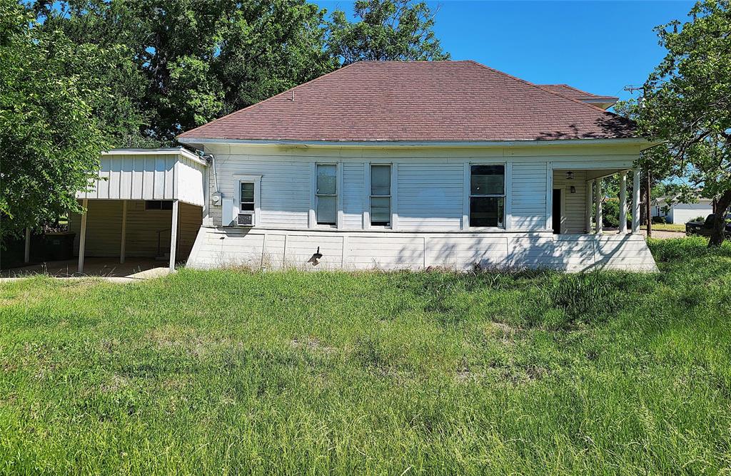 703 Chilton Street Property Photo 3
