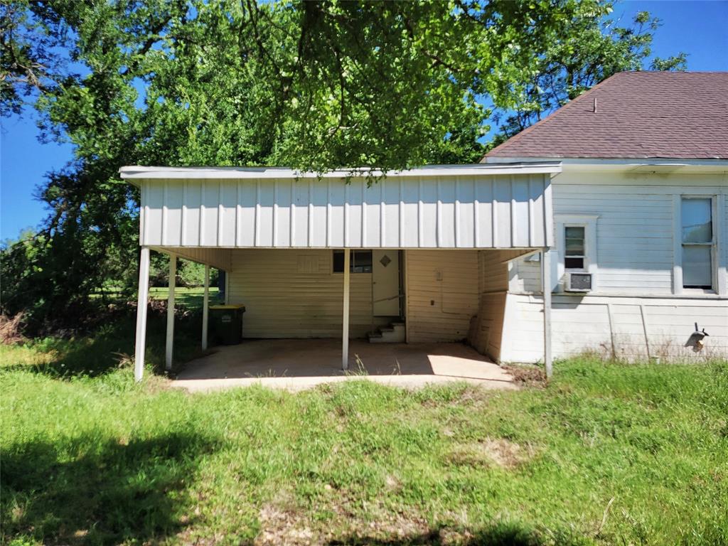 703 Chilton Street Property Photo 4