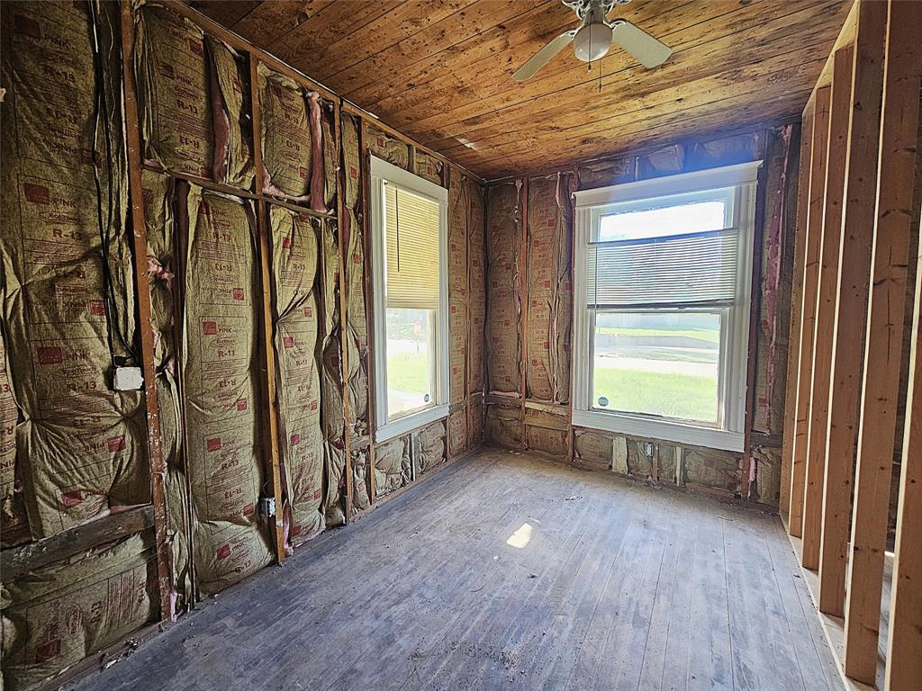 703 Chilton Street Property Photo 14