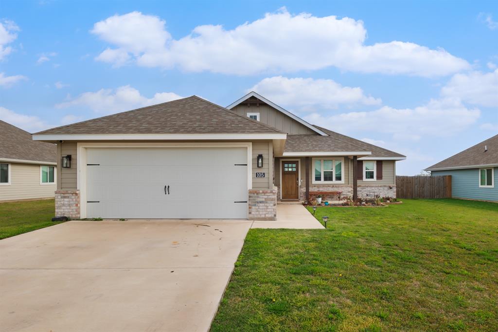 105 Mustang Drive Property Photo 1