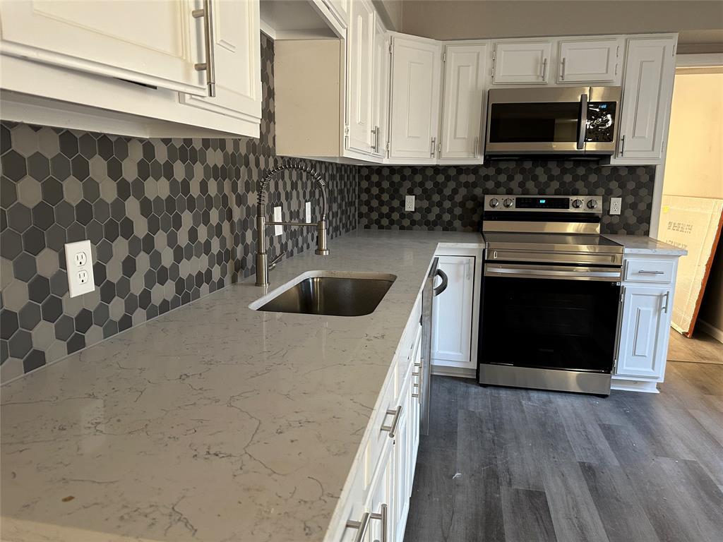 2922 Field Street Property Photo