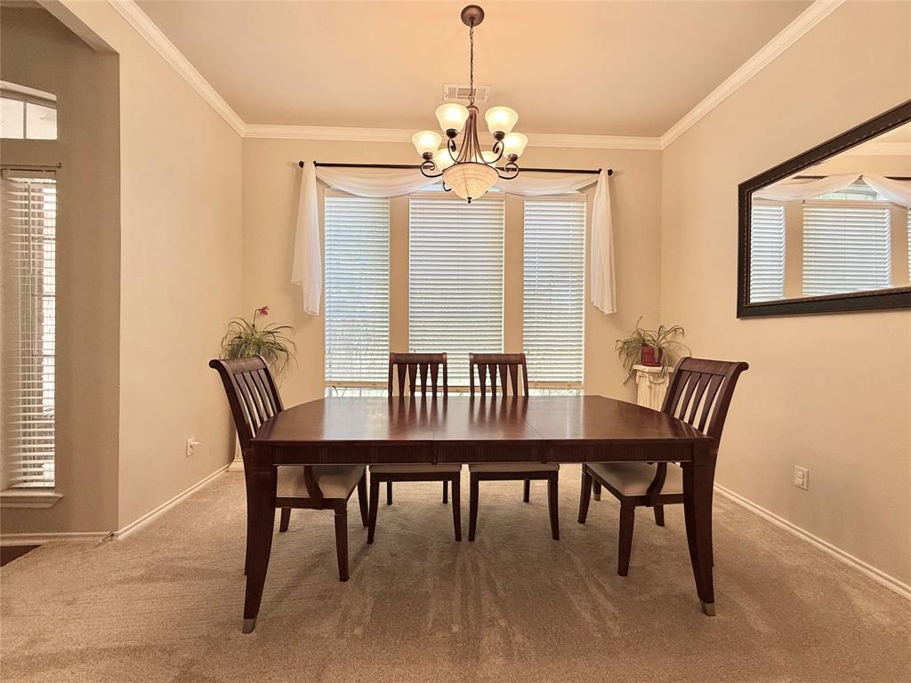 1025 Oak Hollow Lane Property Photo 13