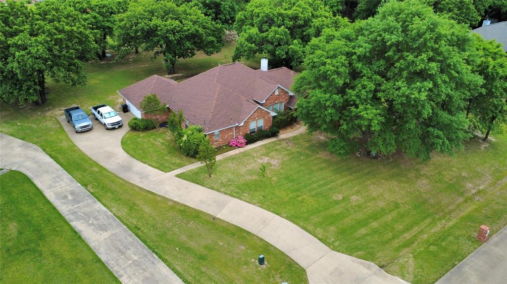 1025 Oak Hollow Lane Property Photo 17