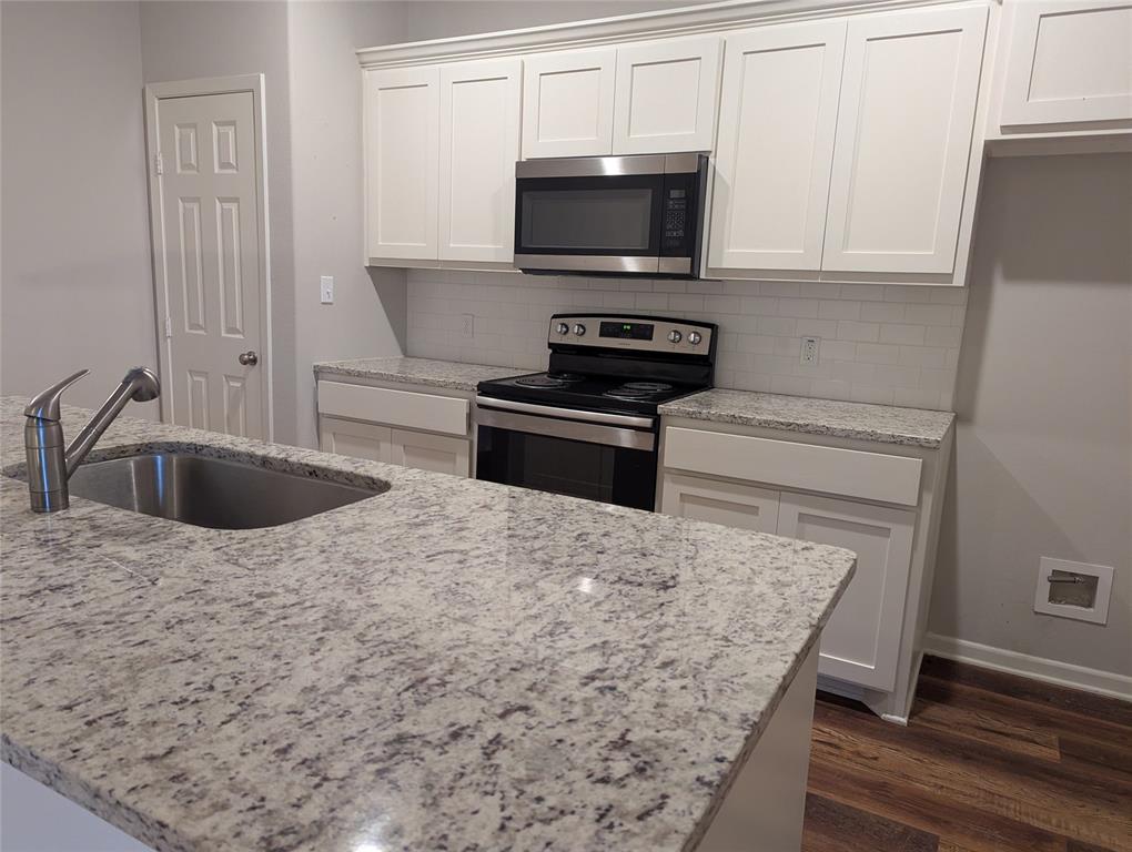 2700 Ginger Court Property Photo 1