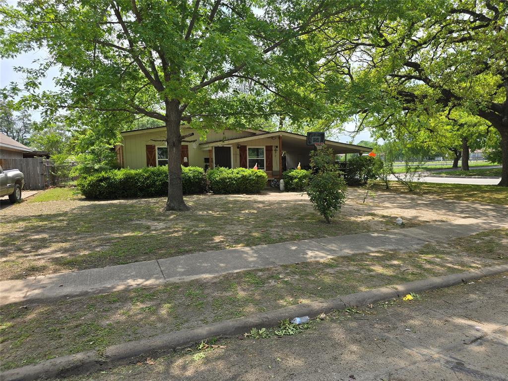 1818 Belmead Property Photo 1
