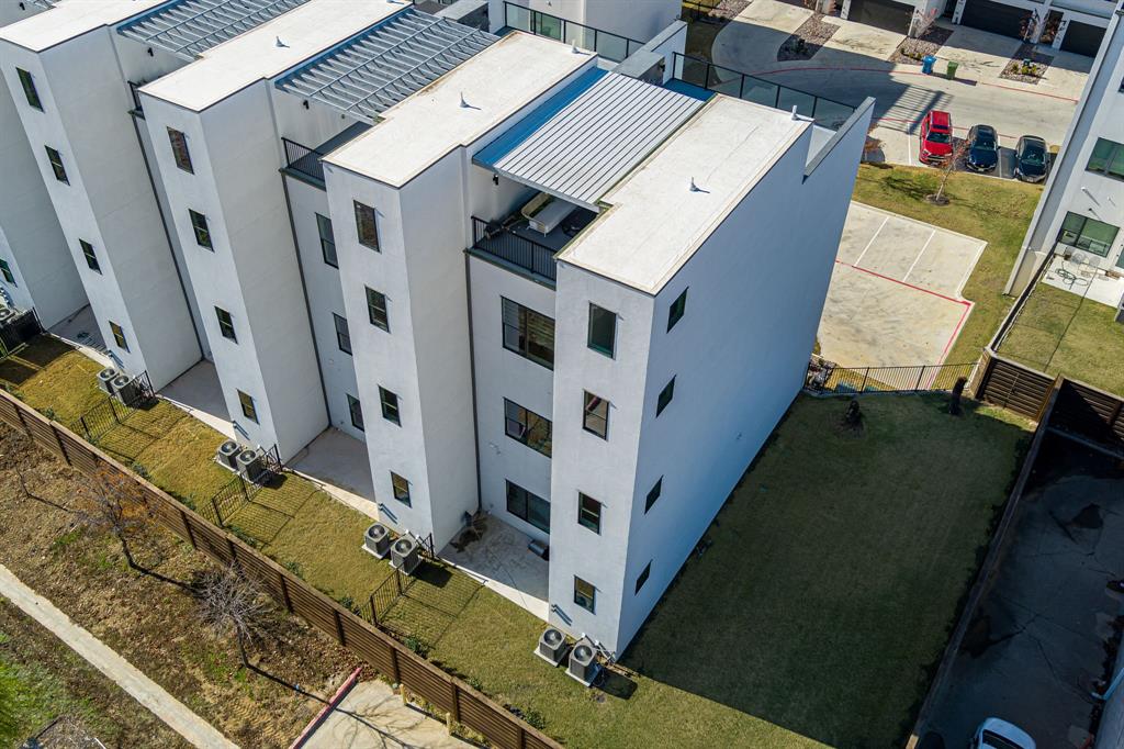 4924 Blaynes View Property Photo