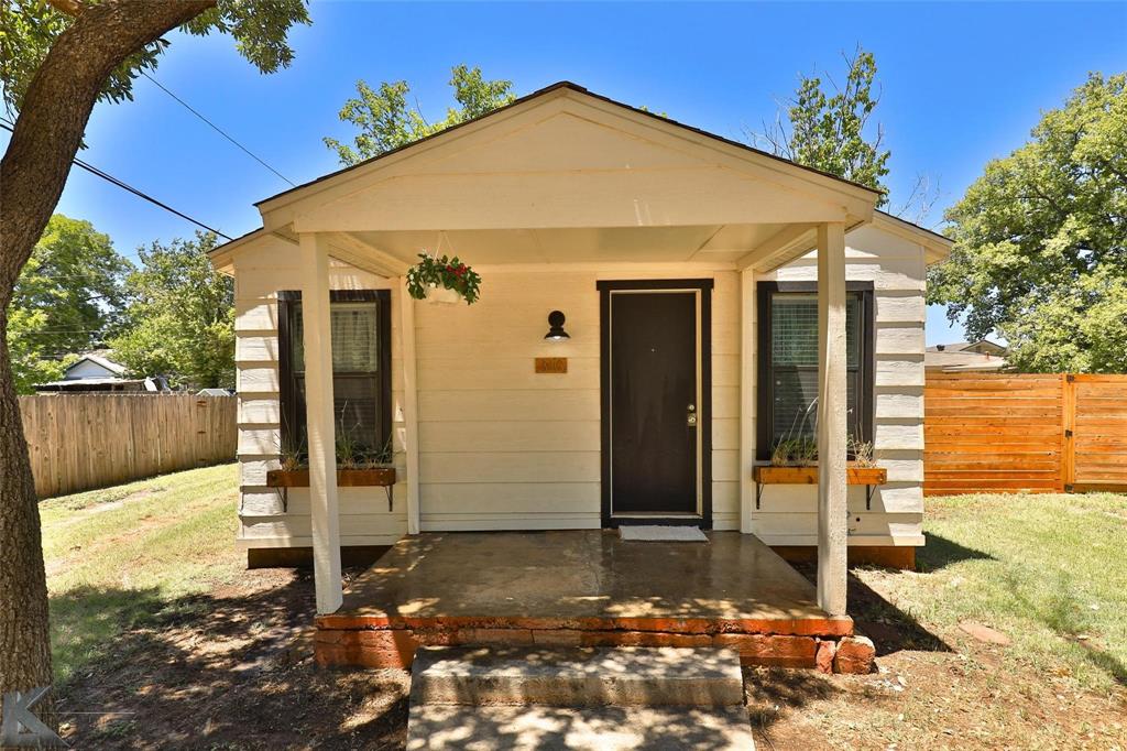 310 Larkin Street Property Photo