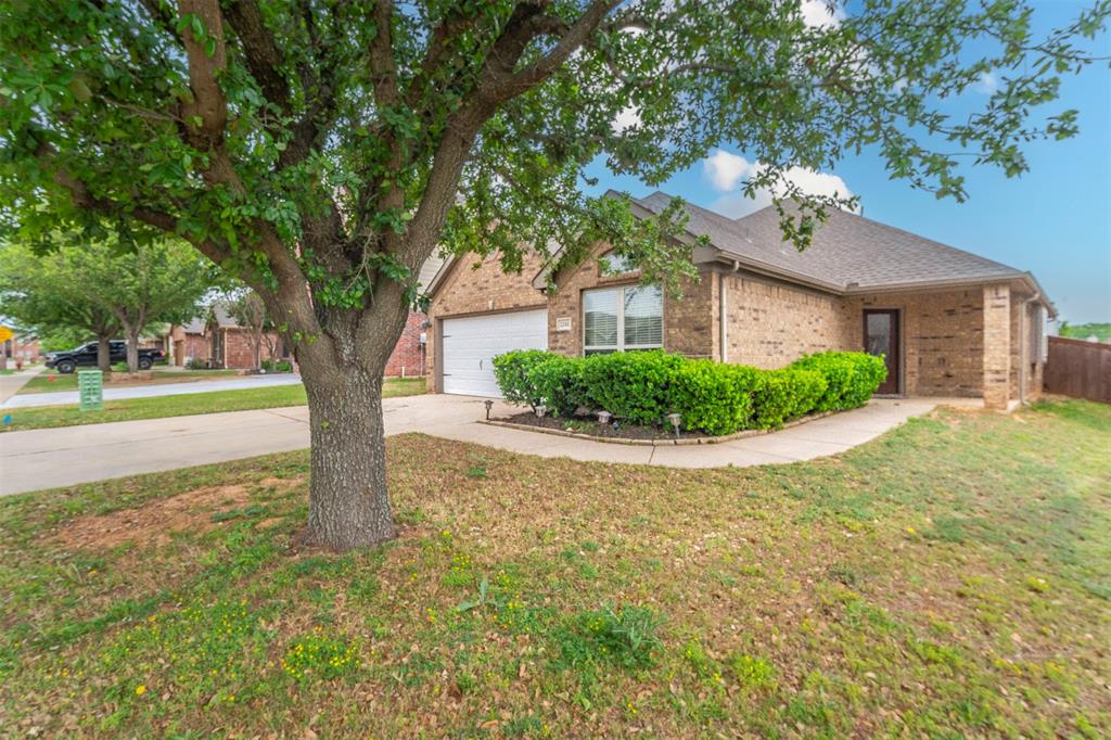 2241 Whitney Drive Property Photo