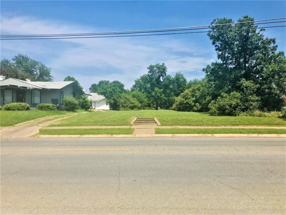 811 N Travis Street Property Photo