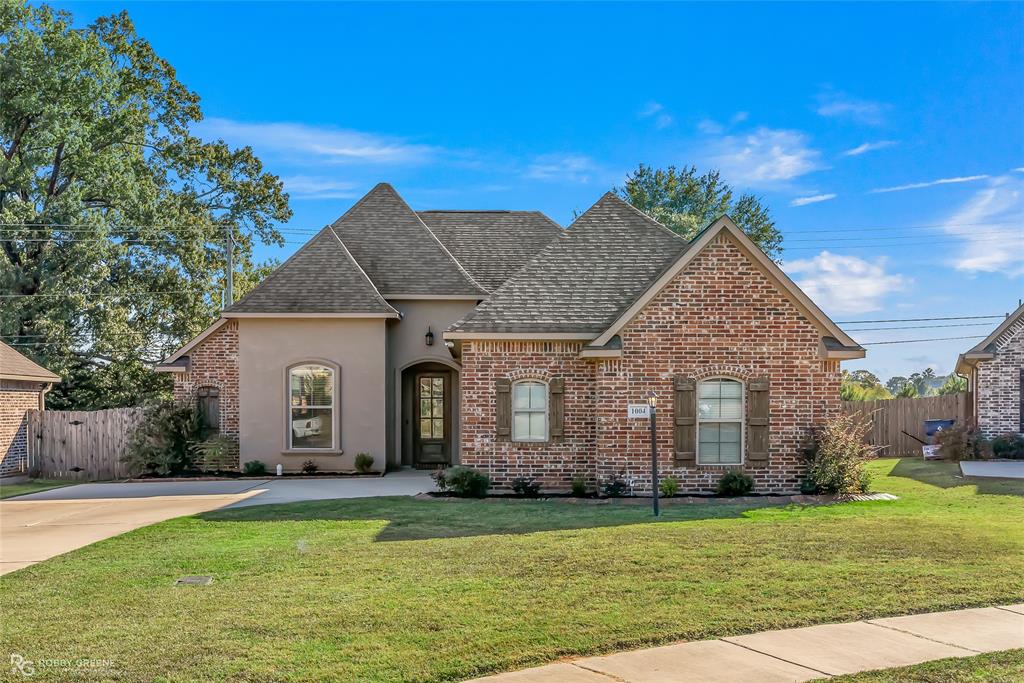 1004 Green Wood Circle Property Photo