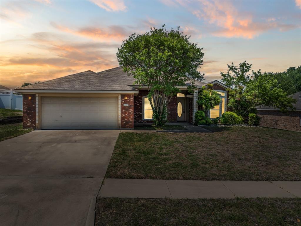 4905 Lightning Rock Trail Property Photo