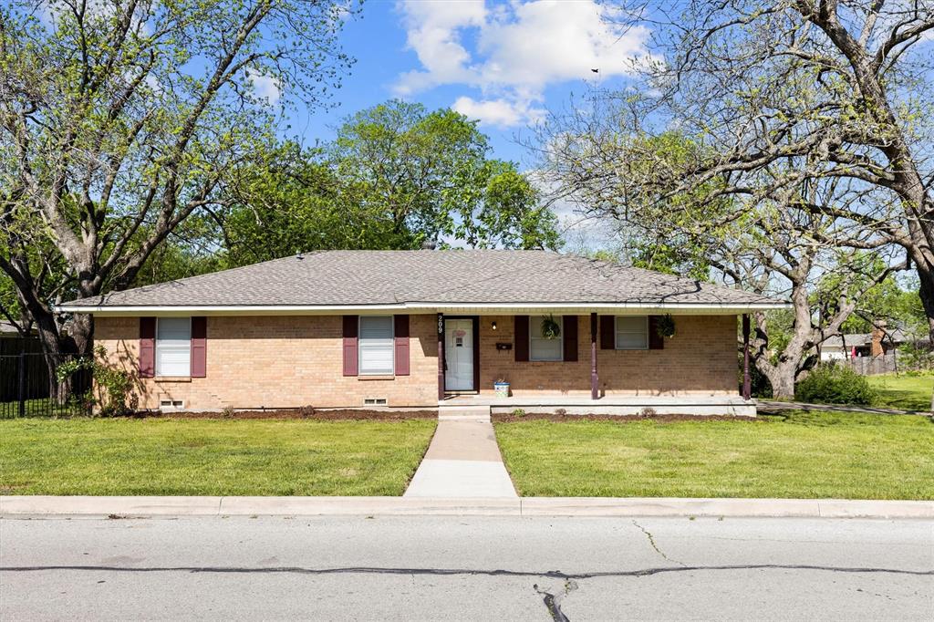 209 N Hamilton Street Property Photo