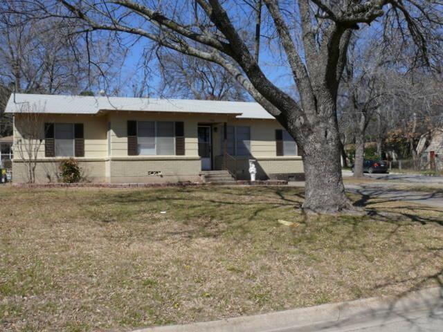 1402 Knight Street Property Photo 1