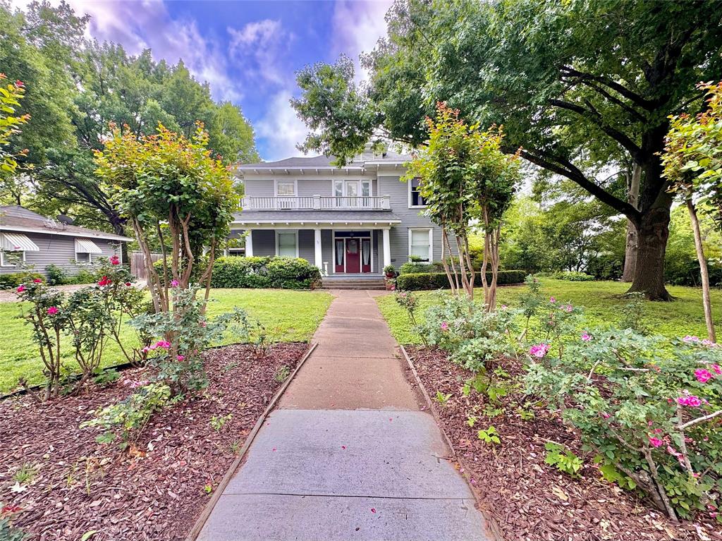 900 Park Drive