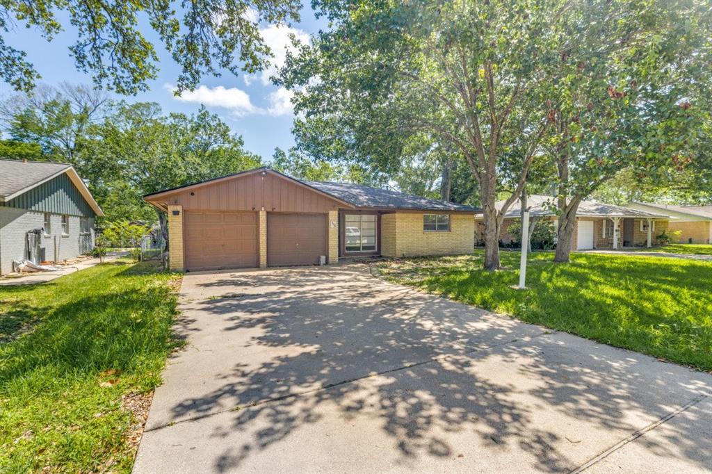 406 Vance Street Property Photo
