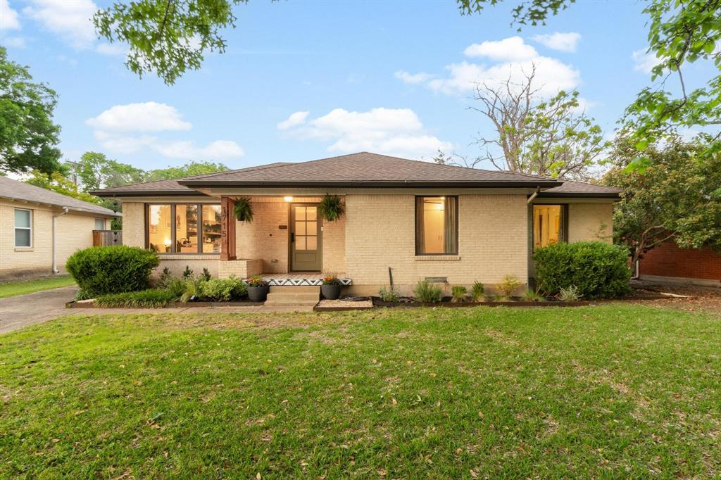 1715 Mccosh Drive Property Photo