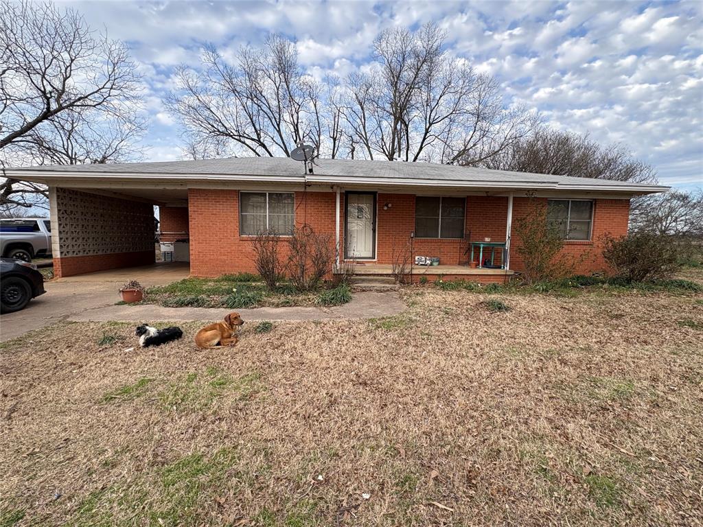 591 County Road 2376 Property Photo 12
