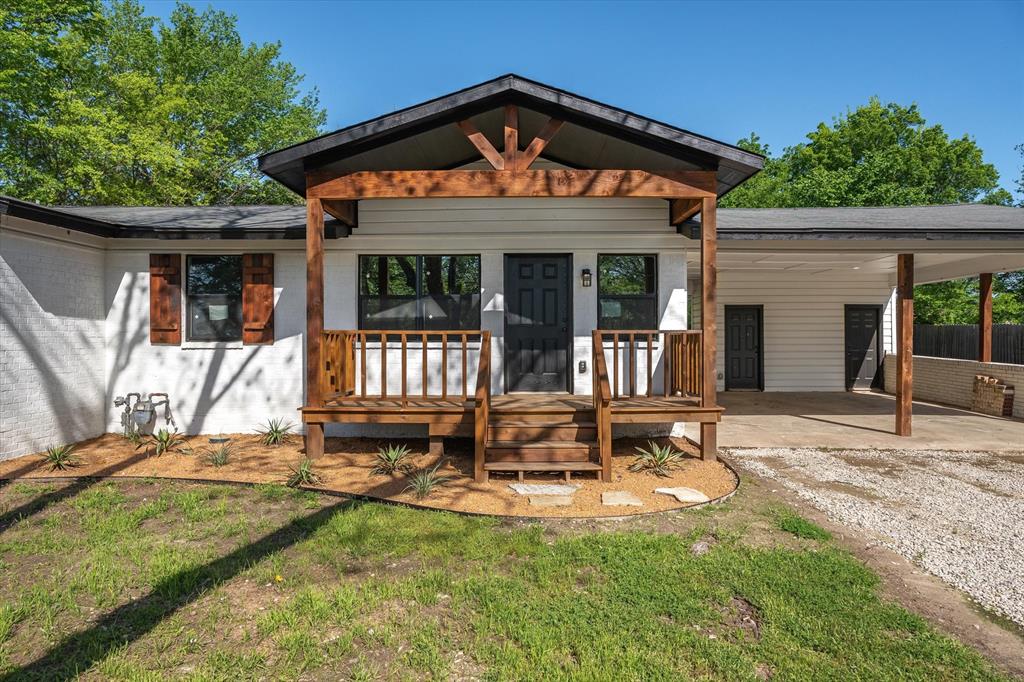 261 Bois D Arc Street Property Photo
