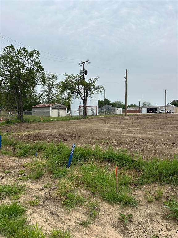 405 Grayson Street Property Photo 1