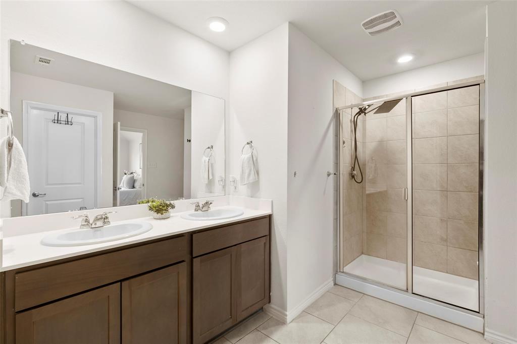 400 Saddle Club Way Property Photo 15