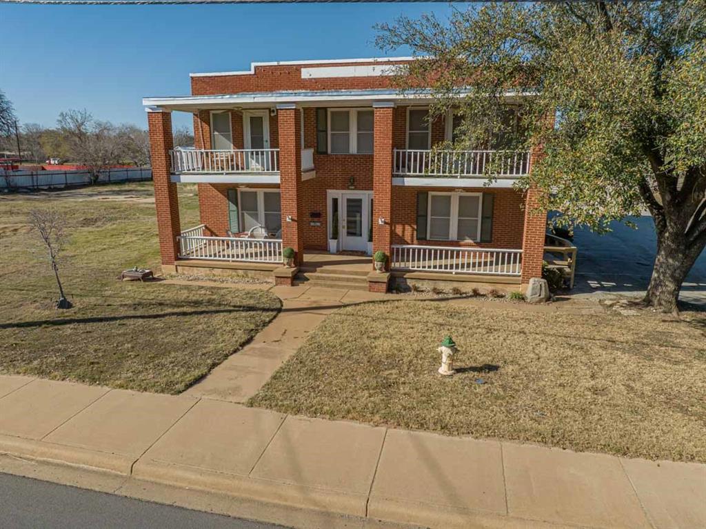 900 W Walker Property Photo