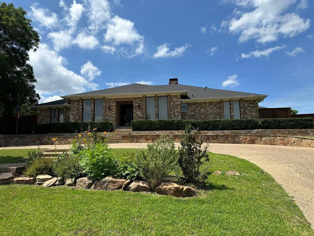 1717 Tobin Trail Property Photo