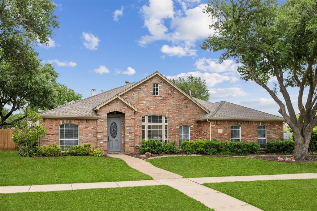 303 Sheffield Drive Property Photo