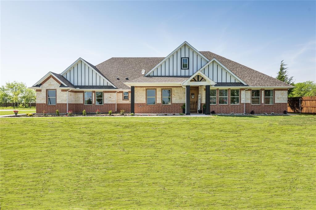 9744 County Road 502 Property Photo 1