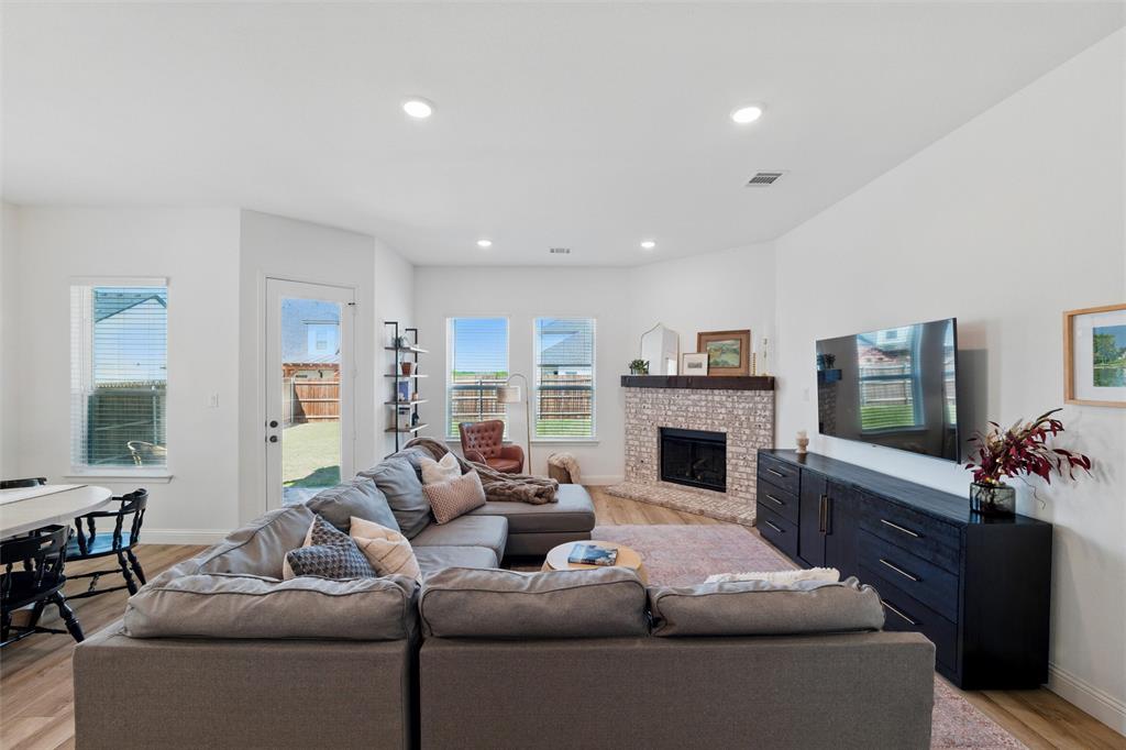 245 Observation Drive Property Photo 11