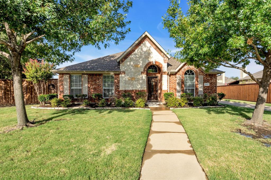 13657 Plum Valley Drive Property Photo 1