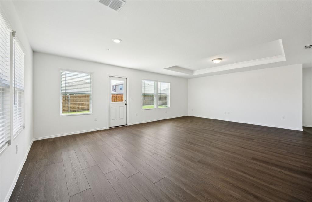 7108 Pederson Creek Way Property Photo 7