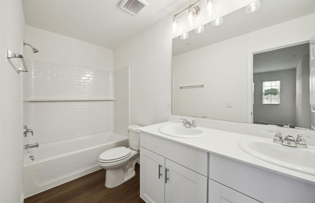 7108 Pederson Creek Way Property Photo 16
