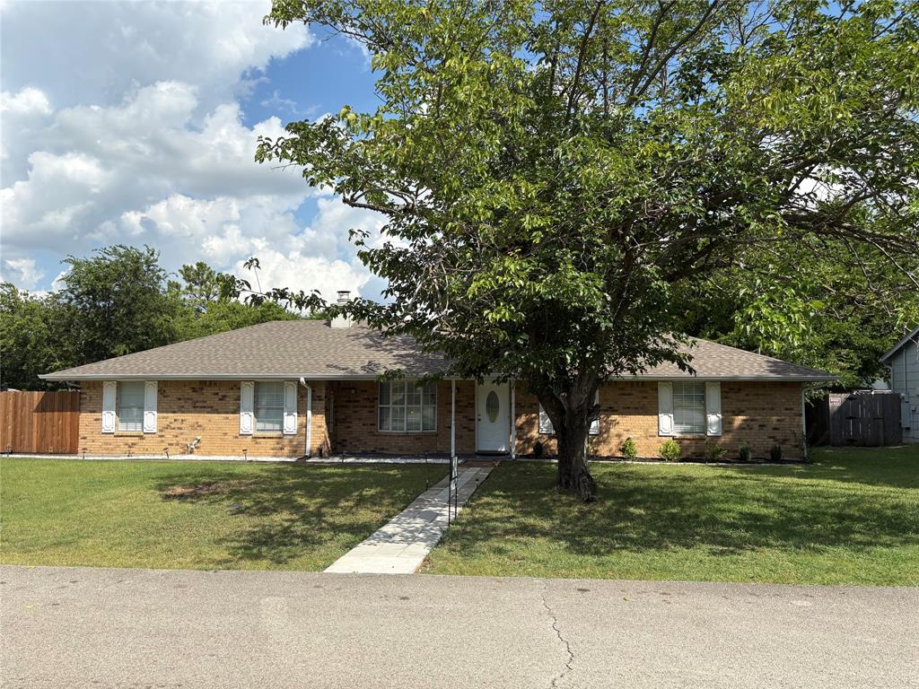 801 Dogwood Drive Property Photo 1