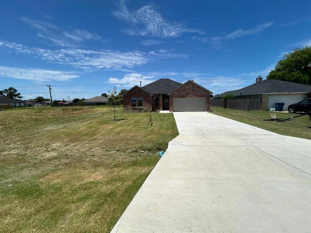 905 Harbor Point Road Property Photo 1