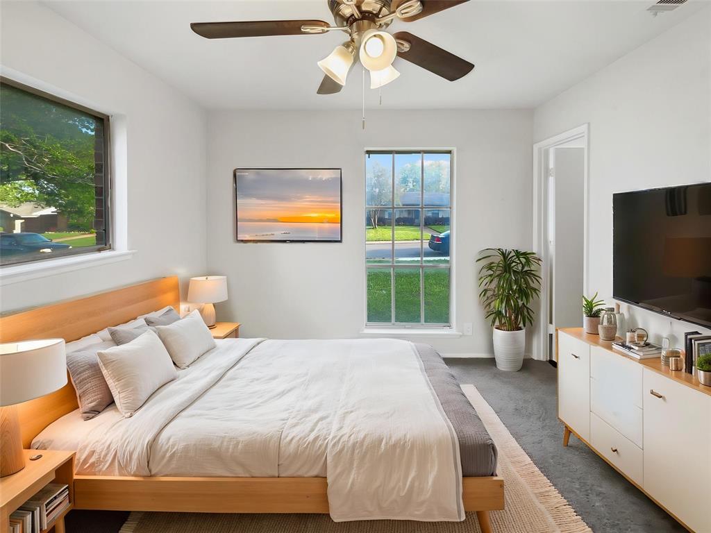 2717 Moonriver Lane Property Photo 4