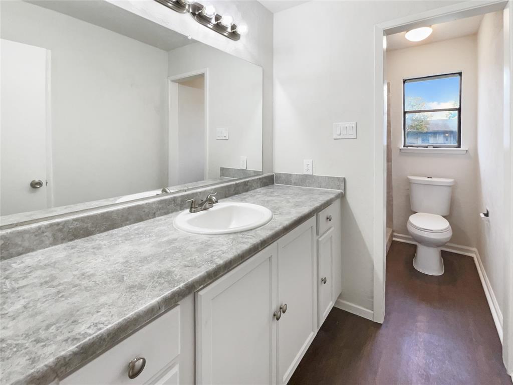 2717 Moonriver Lane Property Photo 12