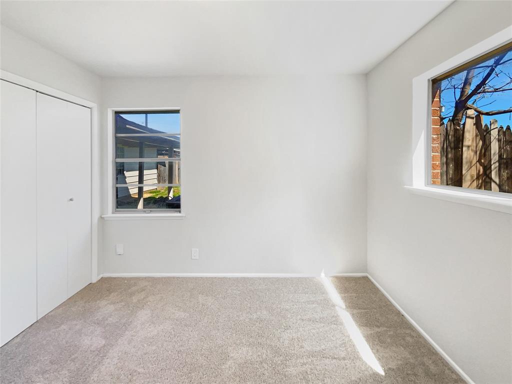 2717 Moonriver Lane Property Photo 14