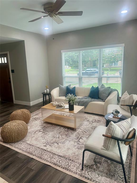 439 Josephine Street Property Photo 4