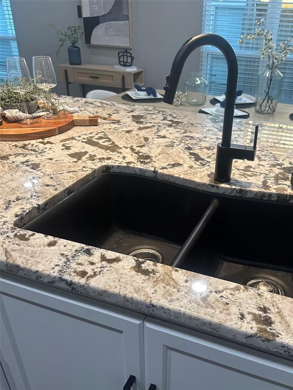 439 Josephine Street Property Photo 11