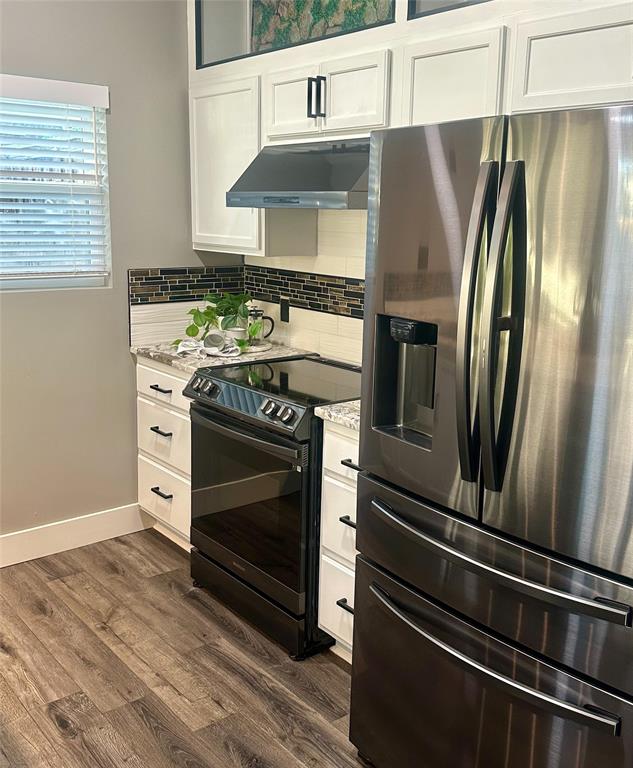 439 Josephine Street Property Photo 13