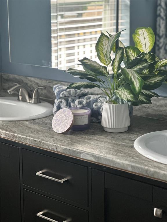 439 Josephine Street Property Photo 28