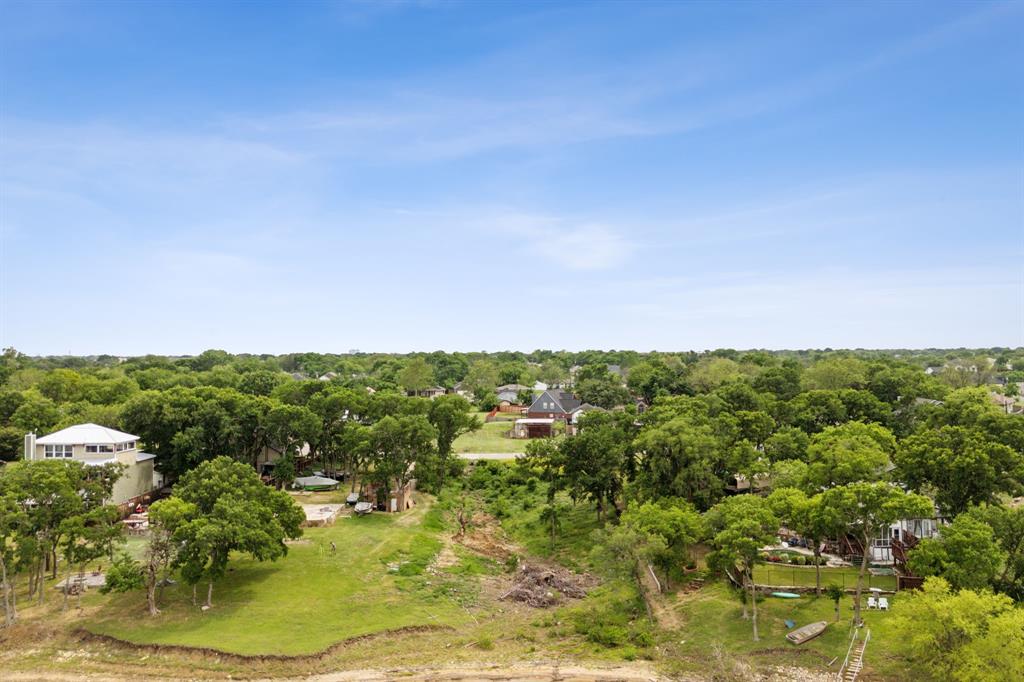 4547 N Shore Drive Property Photo