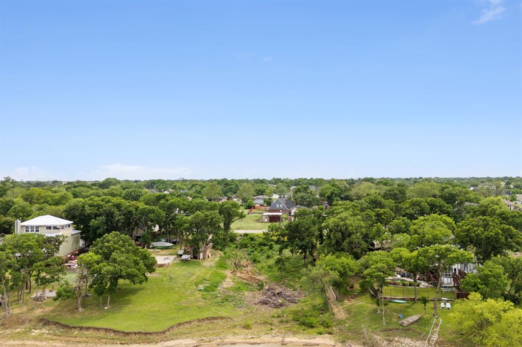 4549 N Shore Drive Property Photo