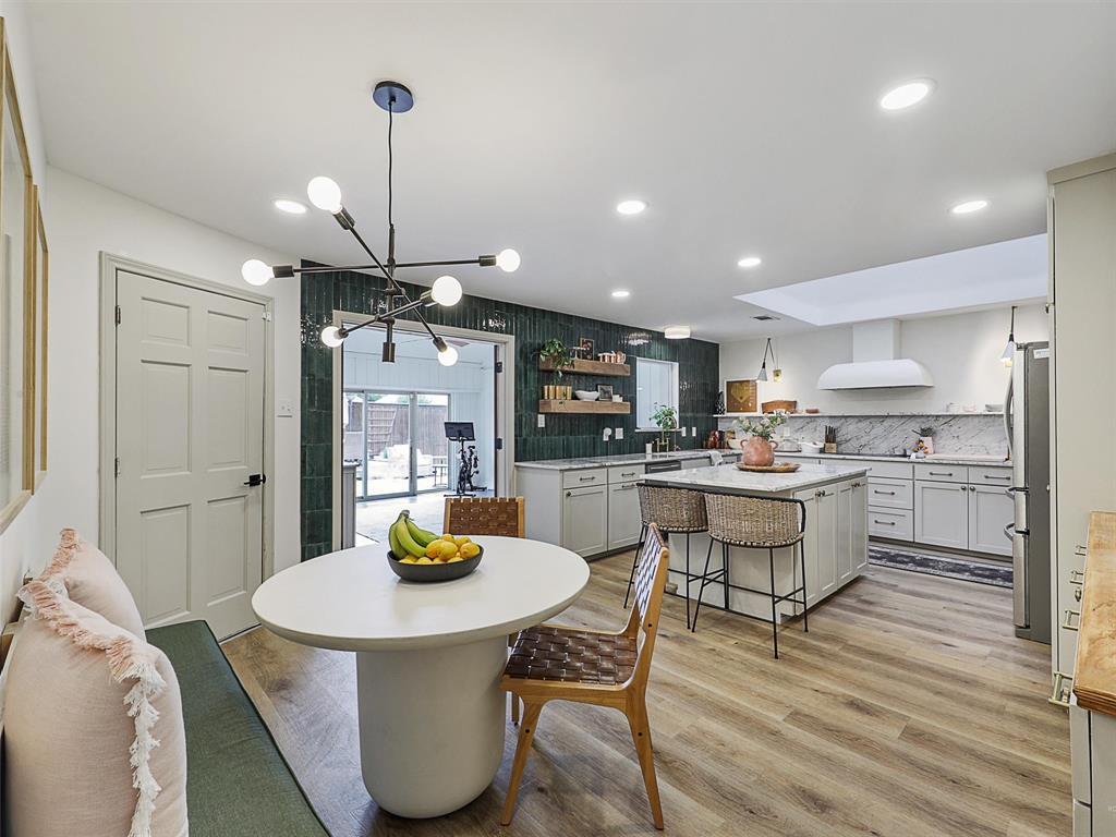 6512 Elkhurst Drive Picture