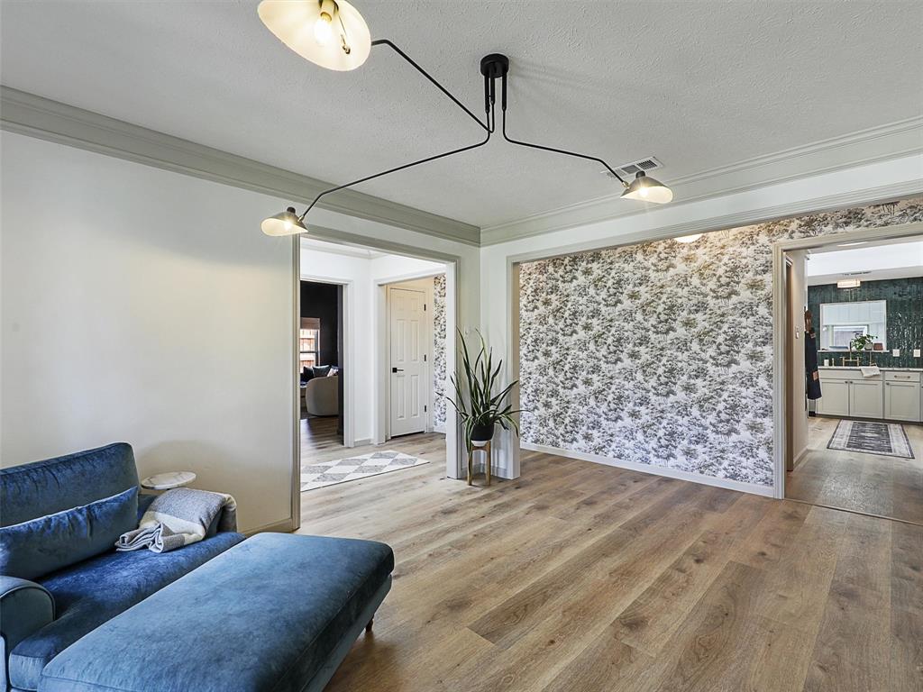6512 Elkhurst Drive Property Photo 8