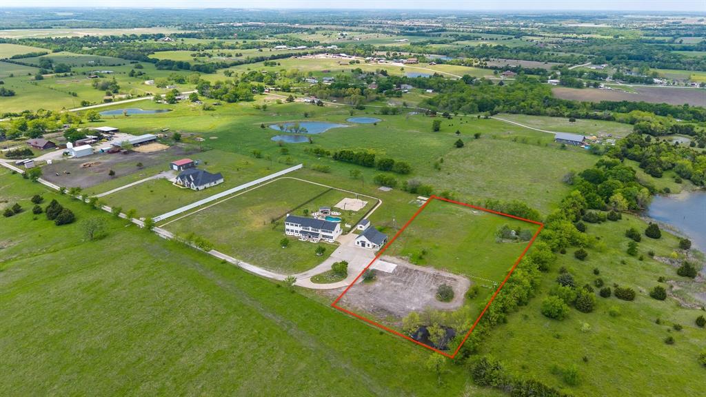 3839 Bluebonnet Trail Property Photo