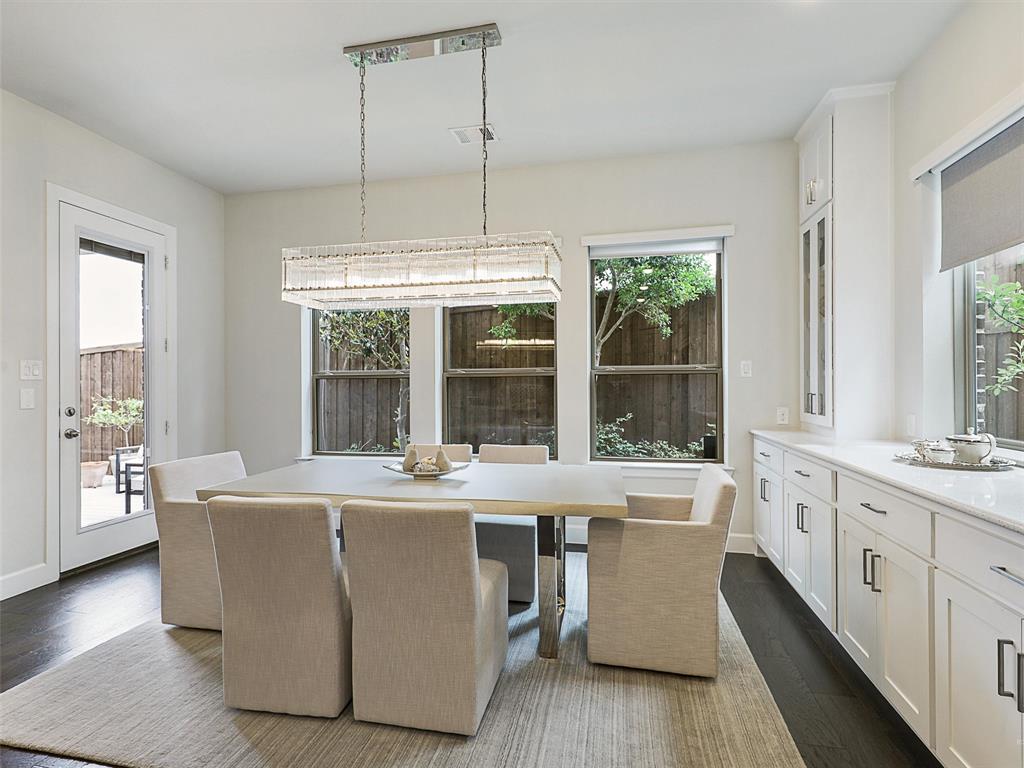 9136 Rock Daisy Court Property Photo 12