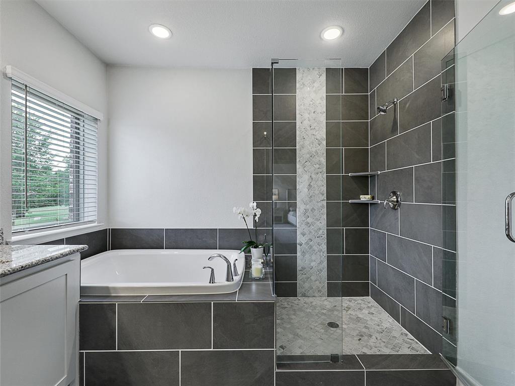 9136 Rock Daisy Court Property Photo 24