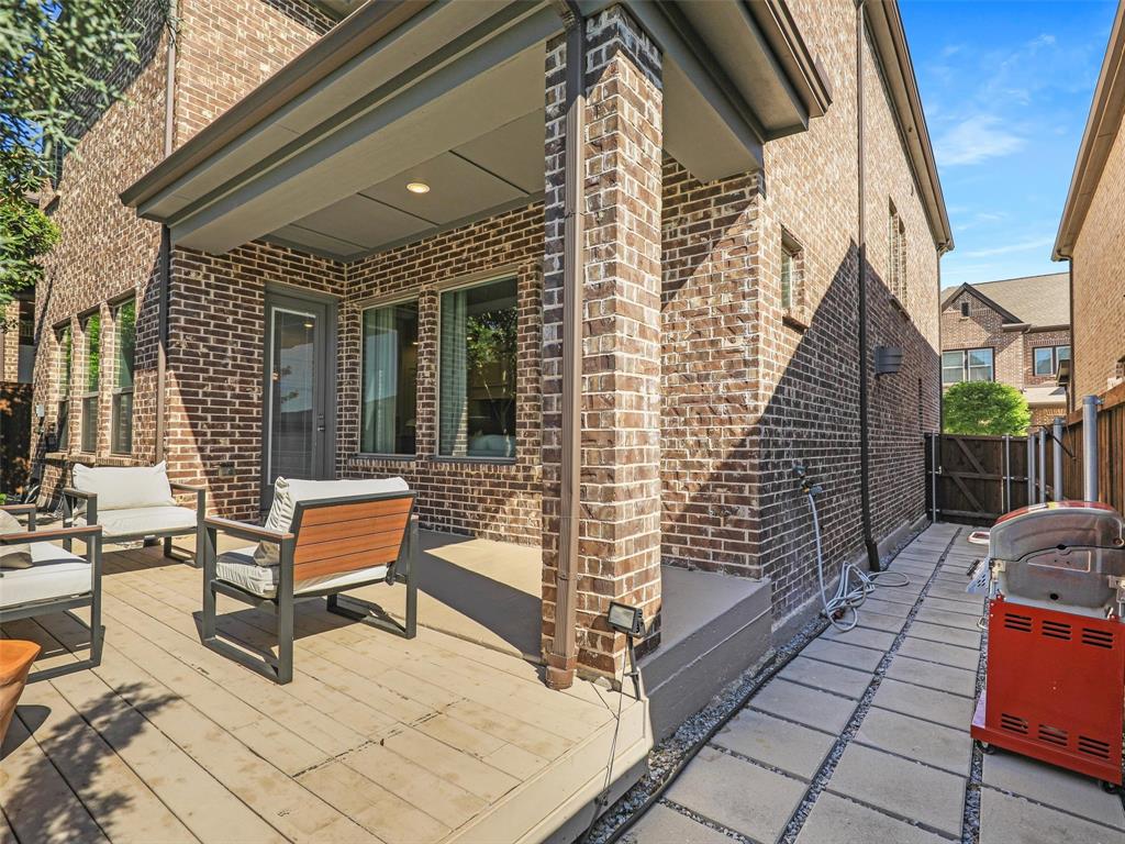 9136 Rock Daisy Court Property Photo 32
